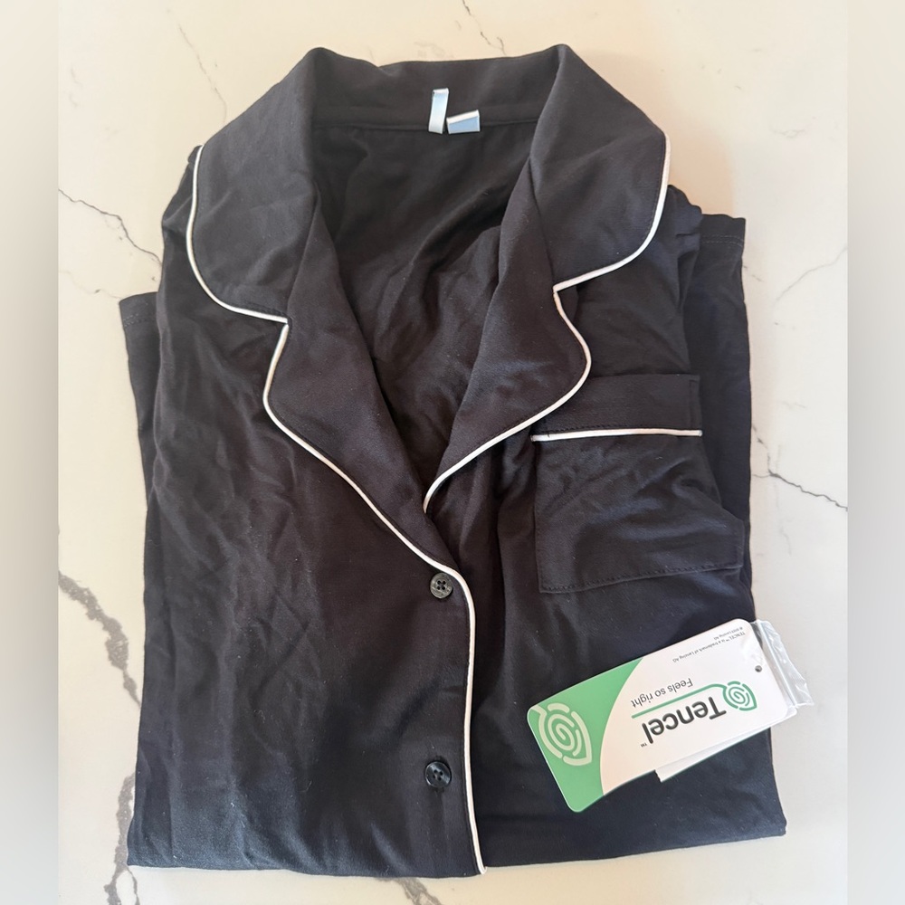 Nordstrom Black Sleepwear with White Piping - top only! Size small